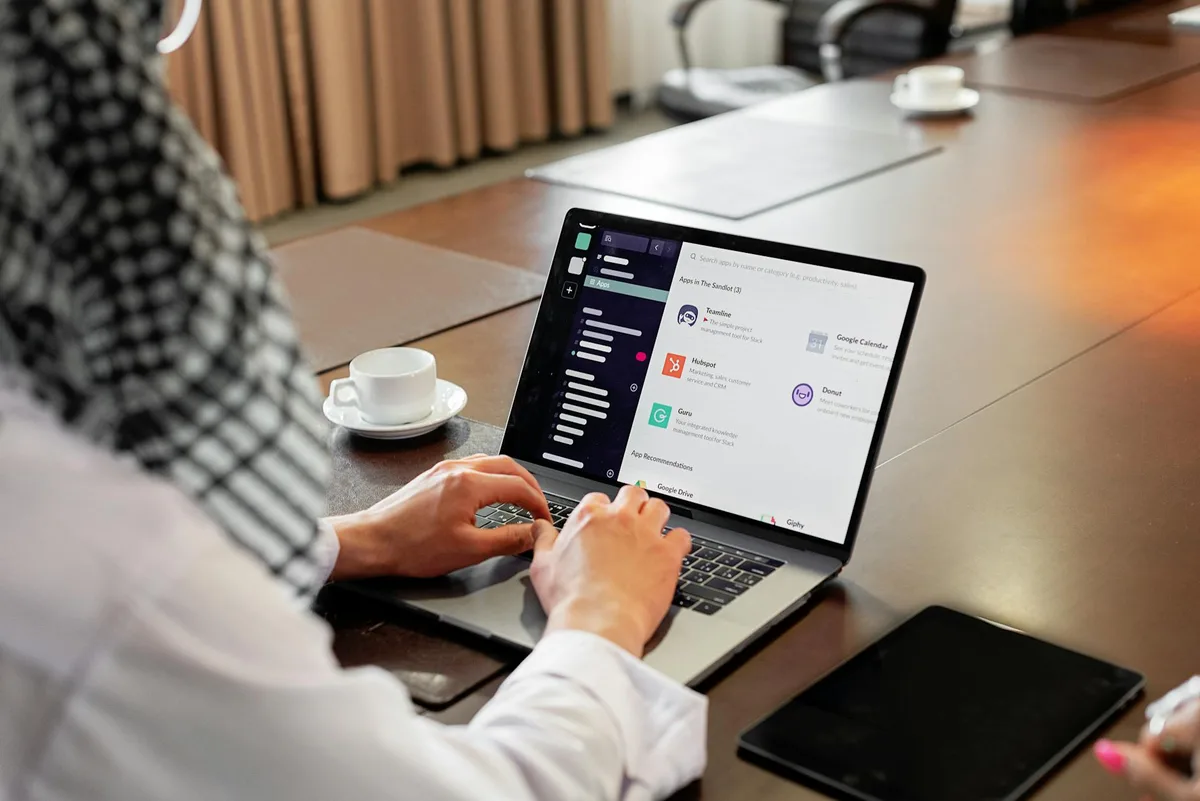 شاشة إدخال بيانات التسجيل الأولية في بوابة تمارا للتجار